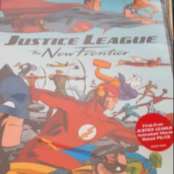 Wonder Woman and Justice League animated DVDs - Picture 3 of 4
